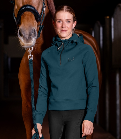 ELT Functional hoody. Model Regensburg