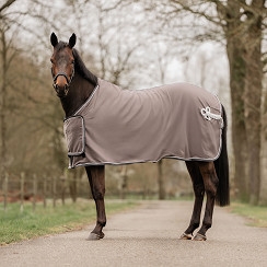 Horka Fleece dækken med front klap